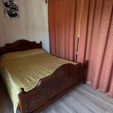 Gazdіvska Hata Guest House ยาเรมชา ภายนอก รูปภาพ