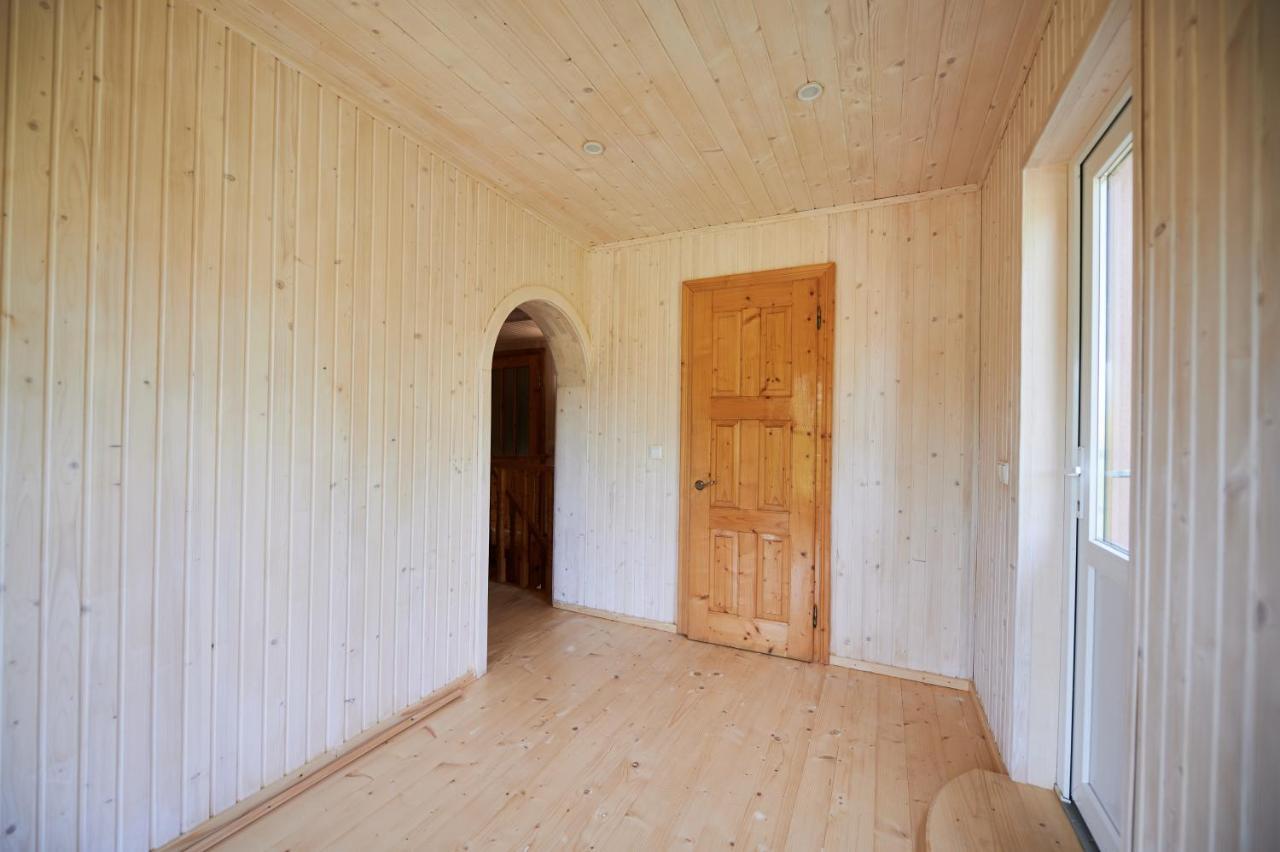 Gazdіvska Hata Guest House ยาเรมชา ภายนอก รูปภาพ