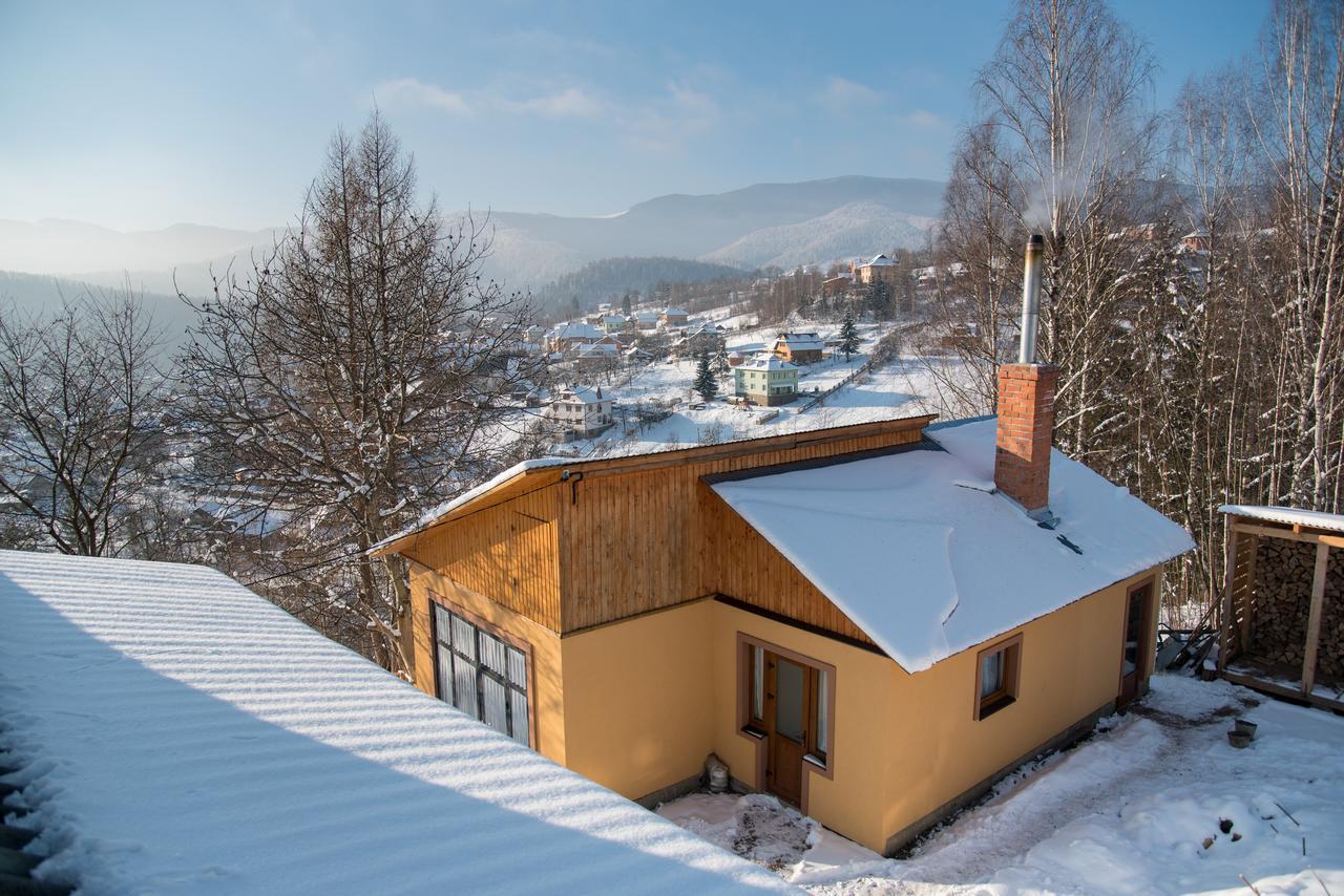 Gazdіvska Hata Guest House ยาเรมชา ภายนอก รูปภาพ