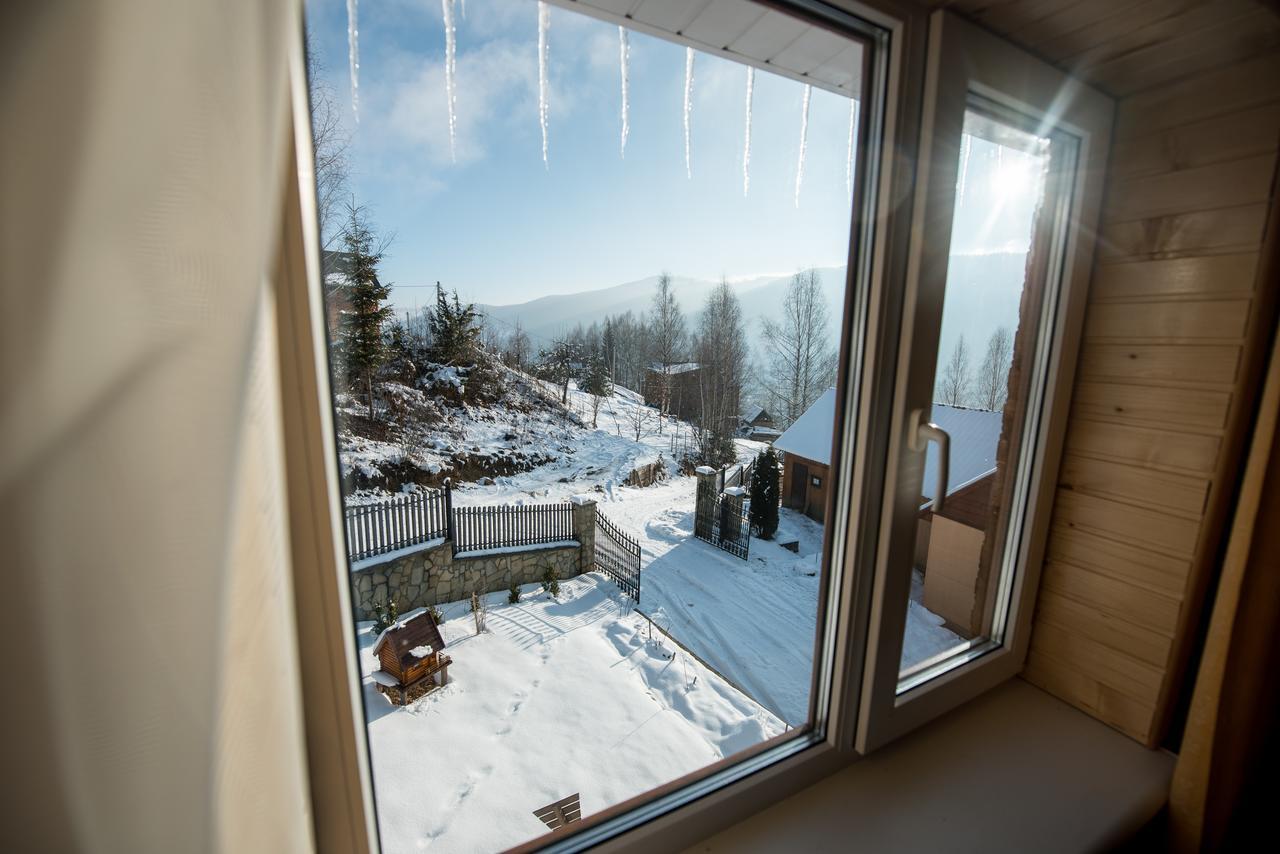 Gazdіvska Hata Guest House ยาเรมชา ภายนอก รูปภาพ